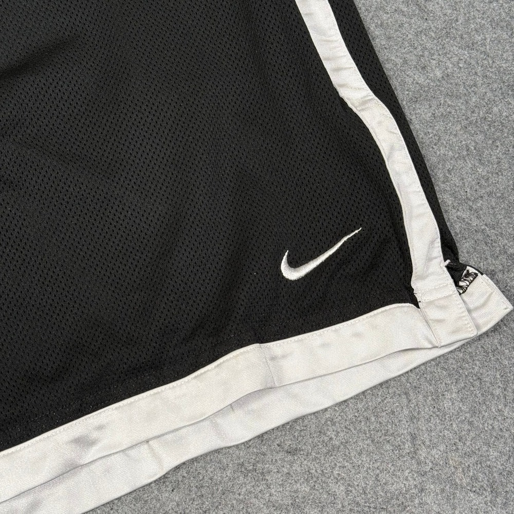 Nike Basketball Shorts Mens XXL Black White Mesh Athletic Side Stripe RN56323 - Picture 2 of 8